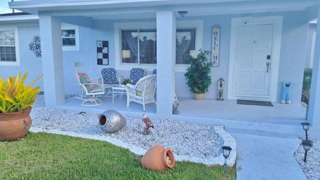 Palm Springs 3-Bedroom 2-Bath 5 Miles To The Beach Lake Worth Beach Dış mekan fotoğraf