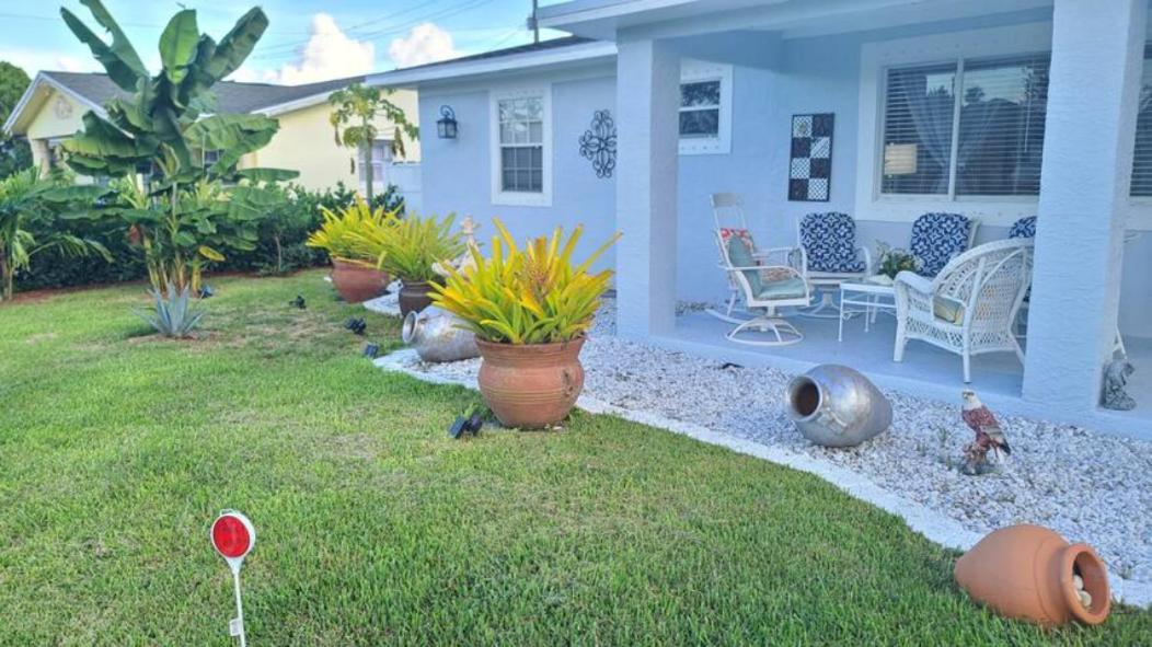 Palm Springs 3-Bedroom 2-Bath 5 Miles To The Beach Lake Worth Beach Dış mekan fotoğraf