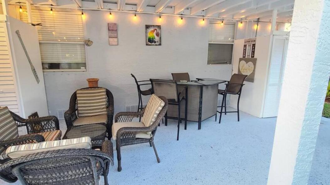 Palm Springs 3-Bedroom 2-Bath 5 Miles To The Beach Lake Worth Beach Dış mekan fotoğraf