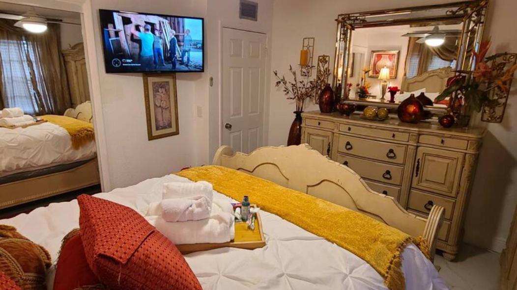 Palm Springs 3-Bedroom 2-Bath 5 Miles To The Beach Lake Worth Beach Dış mekan fotoğraf