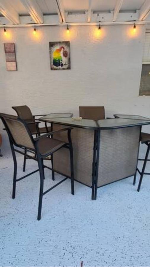 Palm Springs 3-Bedroom 2-Bath 5 Miles To The Beach Lake Worth Beach Dış mekan fotoğraf